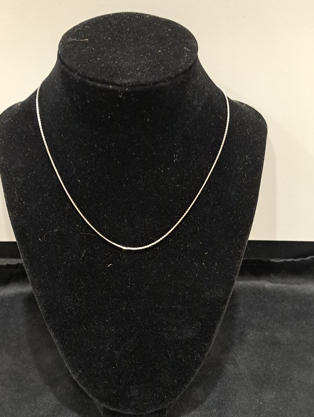 Lovely Bright .925 Sterling Silver Chain Italy 15"